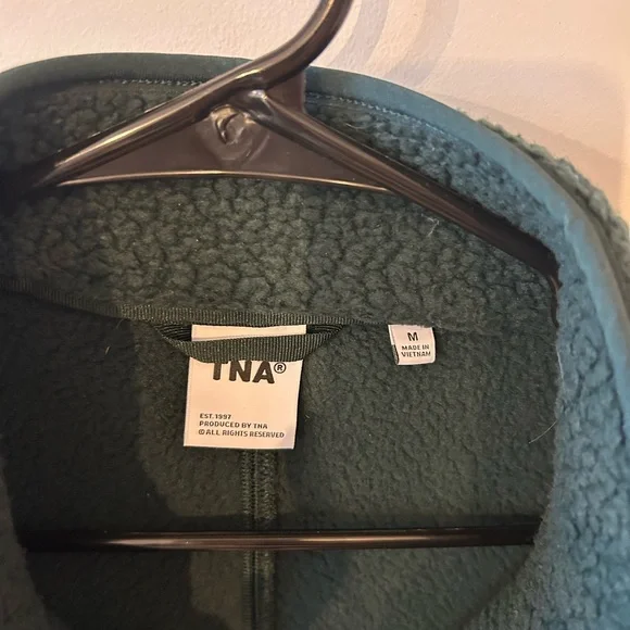 TNA Green Fleece 1/4 Zip - Picture 3 of 4